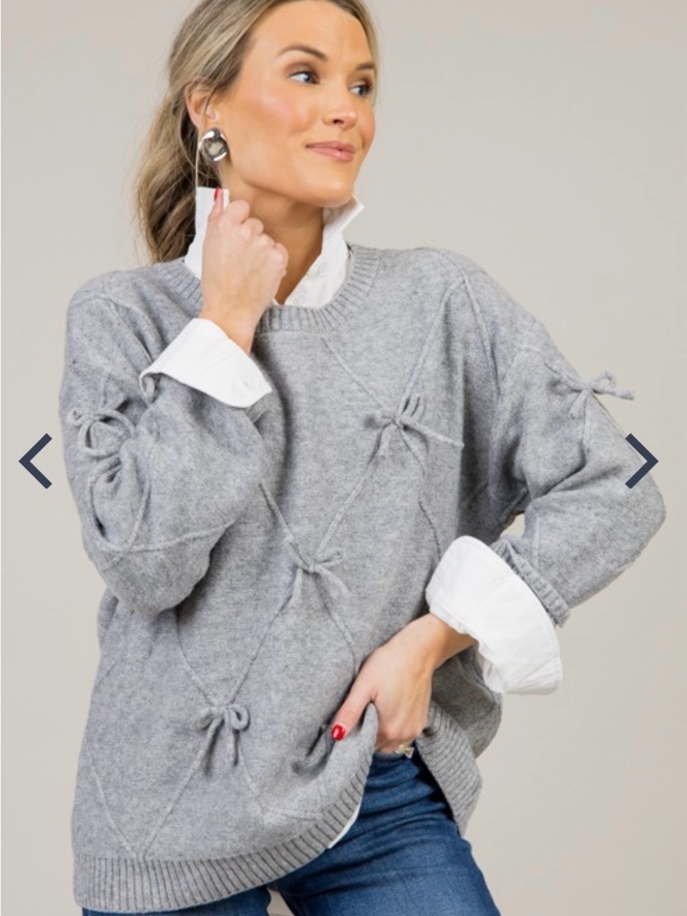 Classic Crewneck Knit Sweater in Light Gray